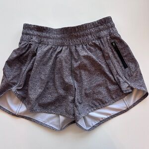 Lululemon Tracker Running Shorts 4 Inch in Multi Black Size 8